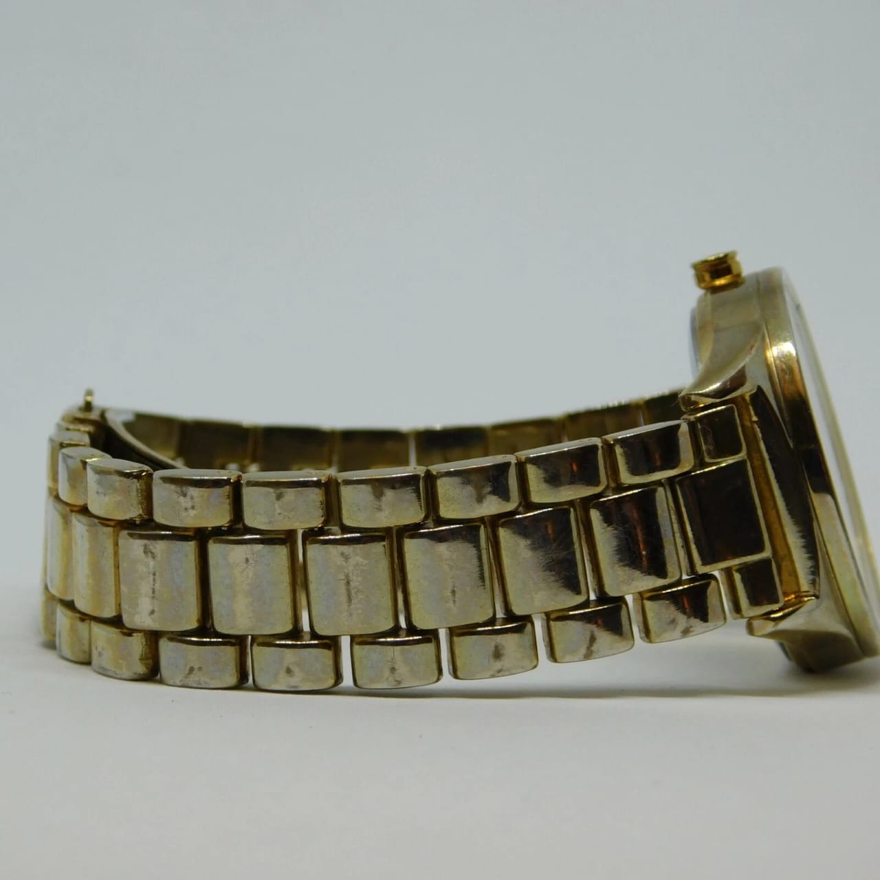 NINE WEST NW1662 Gold Tone Quartz Analog Women's Watch Sz. 6 1/2" New Battery