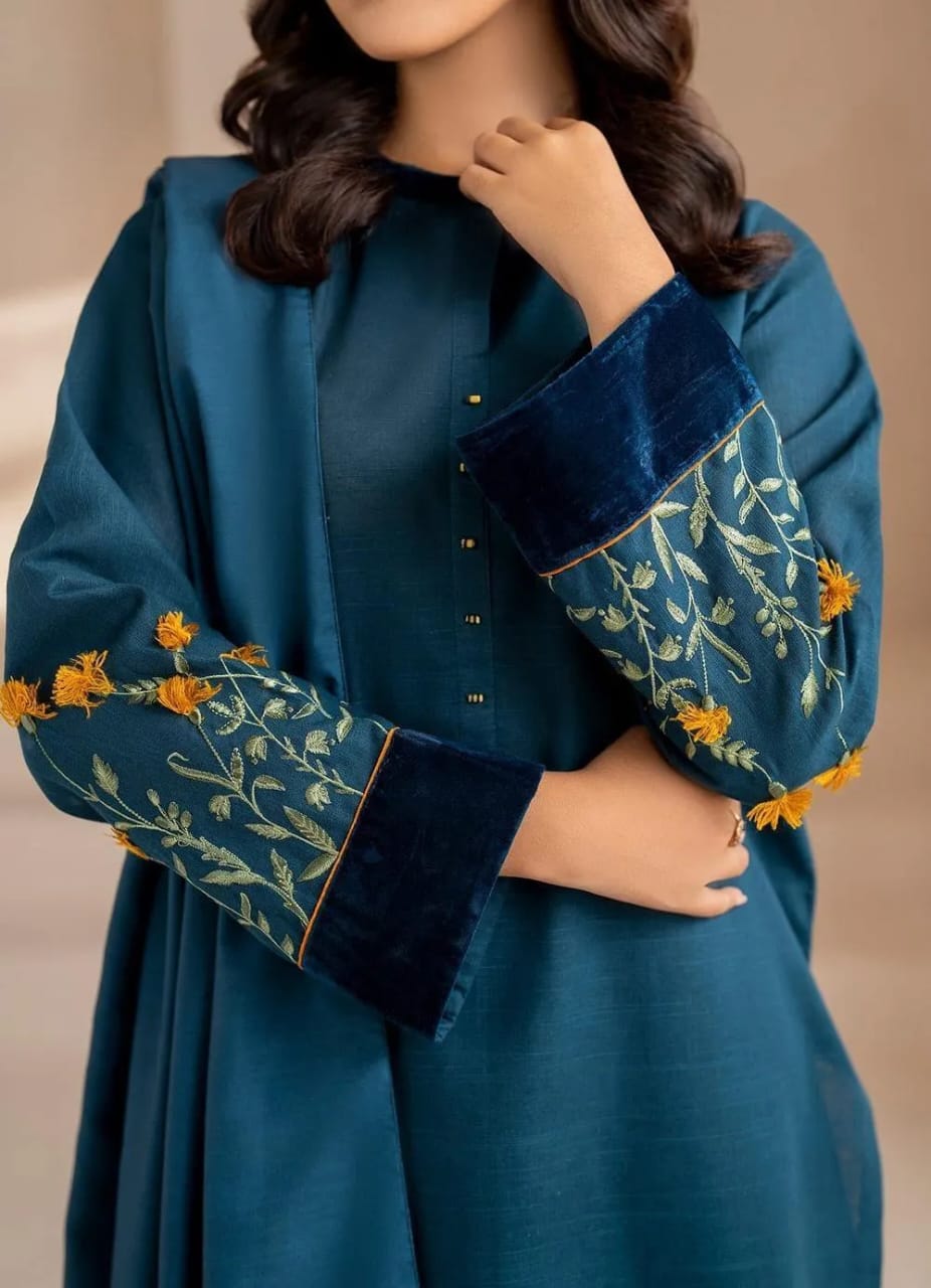 3 Pcs Women Unstiched Embroidered Suit